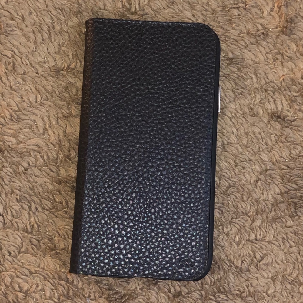 LIKE NEW CASE-MATE PHONE CASE